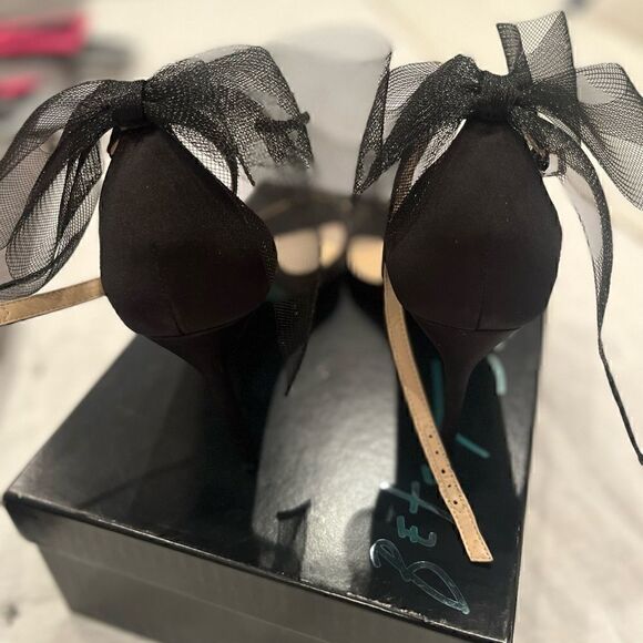 Betsy Johnson SB-Tori Black Satin Rhinestone Bow Ankle Strap - Picture 10 of 11